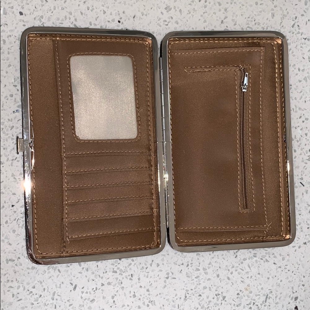 NWOT Black and silver clutch wallet - Picture 4 of 6